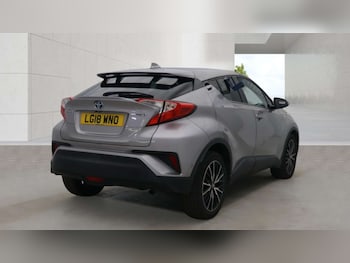 Used Toyota C-HR 2018 for sale - 79054606: Photo