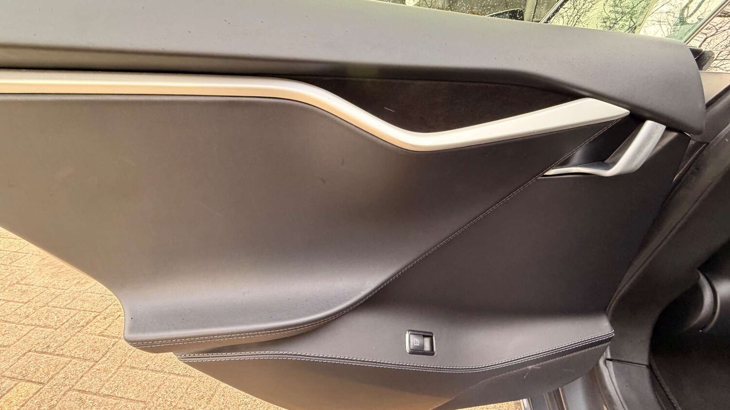 Used Tesla Model S 2018 for sale - 77545004: Photo 17