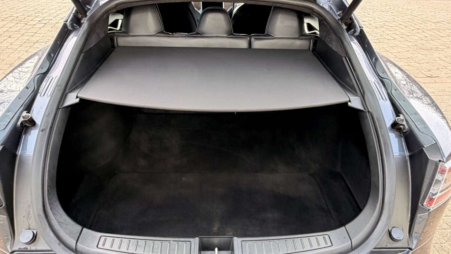 Used Tesla Model S 2018 for sale - 77545004: Photo 21