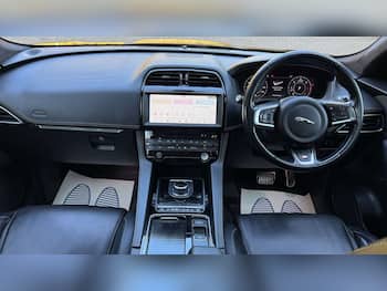 Used Jaguar F-Pace 2018 for sale - 79631589: Photo