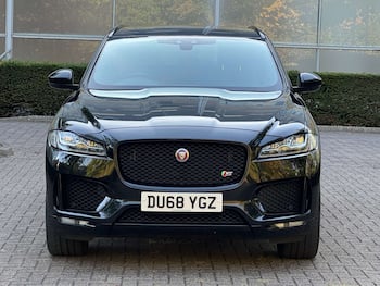 Used Jaguar F-Pace 2018 for sale - 79631589: Photo