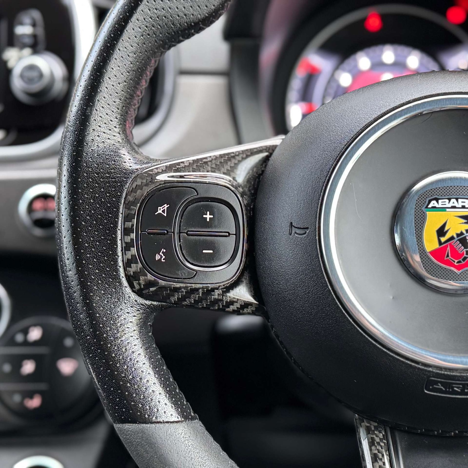 Used Abarth 595 2016 for sale - 76429351: Photo 25