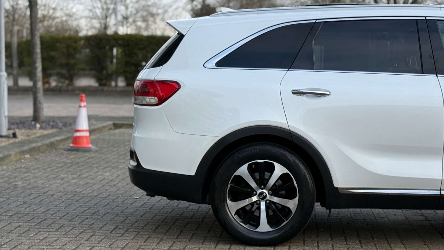 Used Kia Sorento 2017 for sale - 76848469: Photo 12