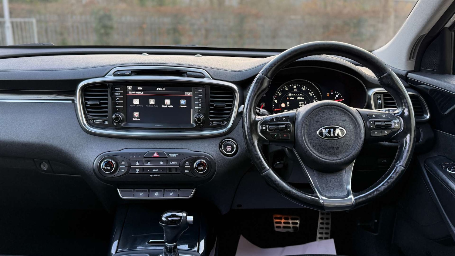 Used Kia Sorento 2017 for sale - 76848469: Photo 25