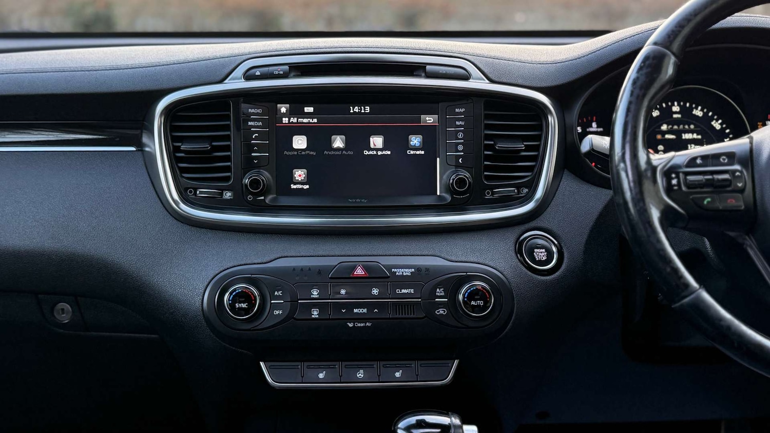 Used Kia Sorento 2017 for sale - 76848469: Photo 31