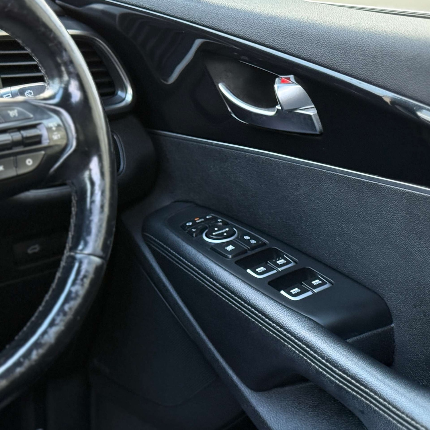 Used Kia Sorento 2017 for sale - 76848469: Photo 33