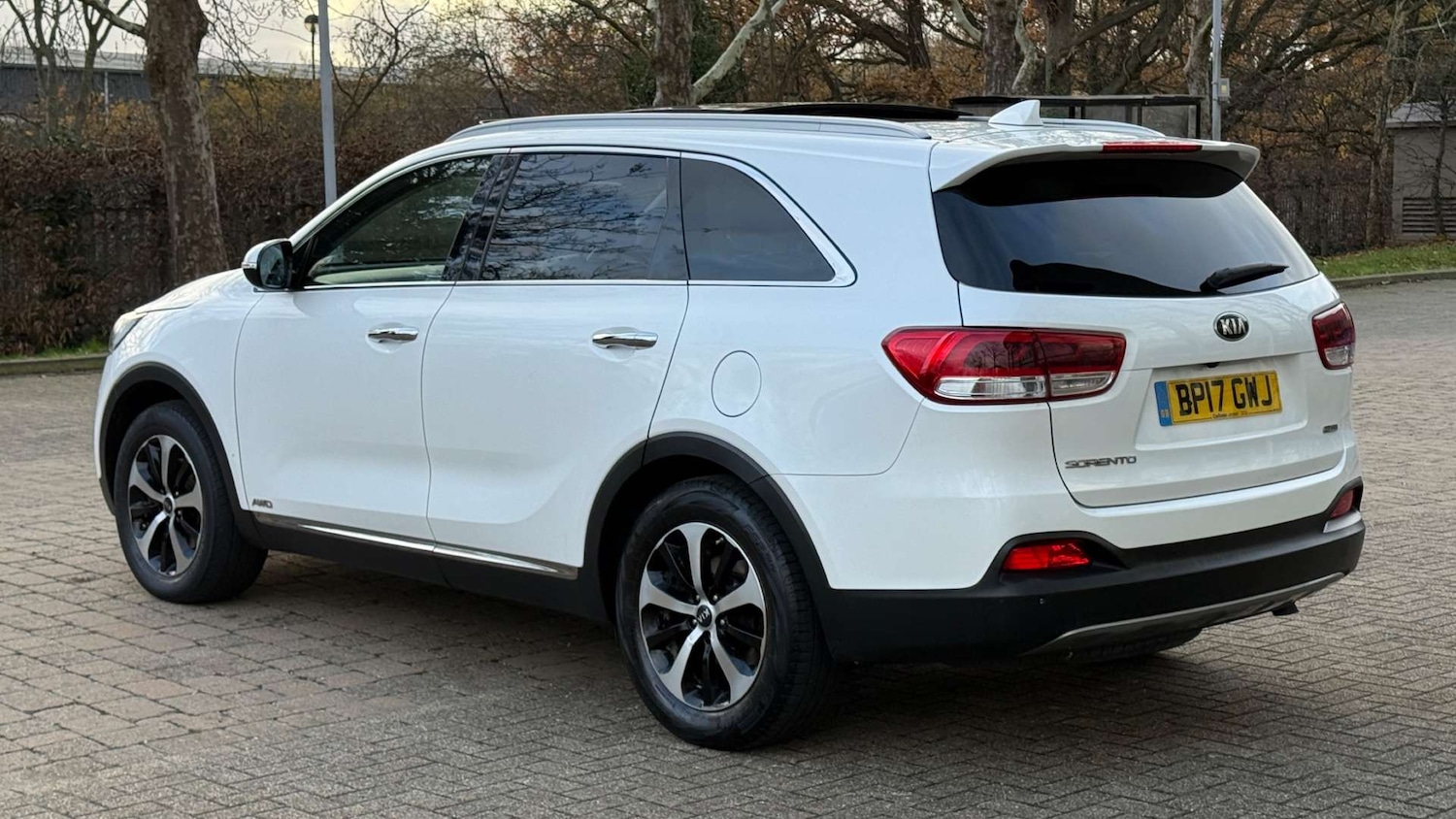 Used Kia Sorento 2017 for sale - 76848469: Photo 5