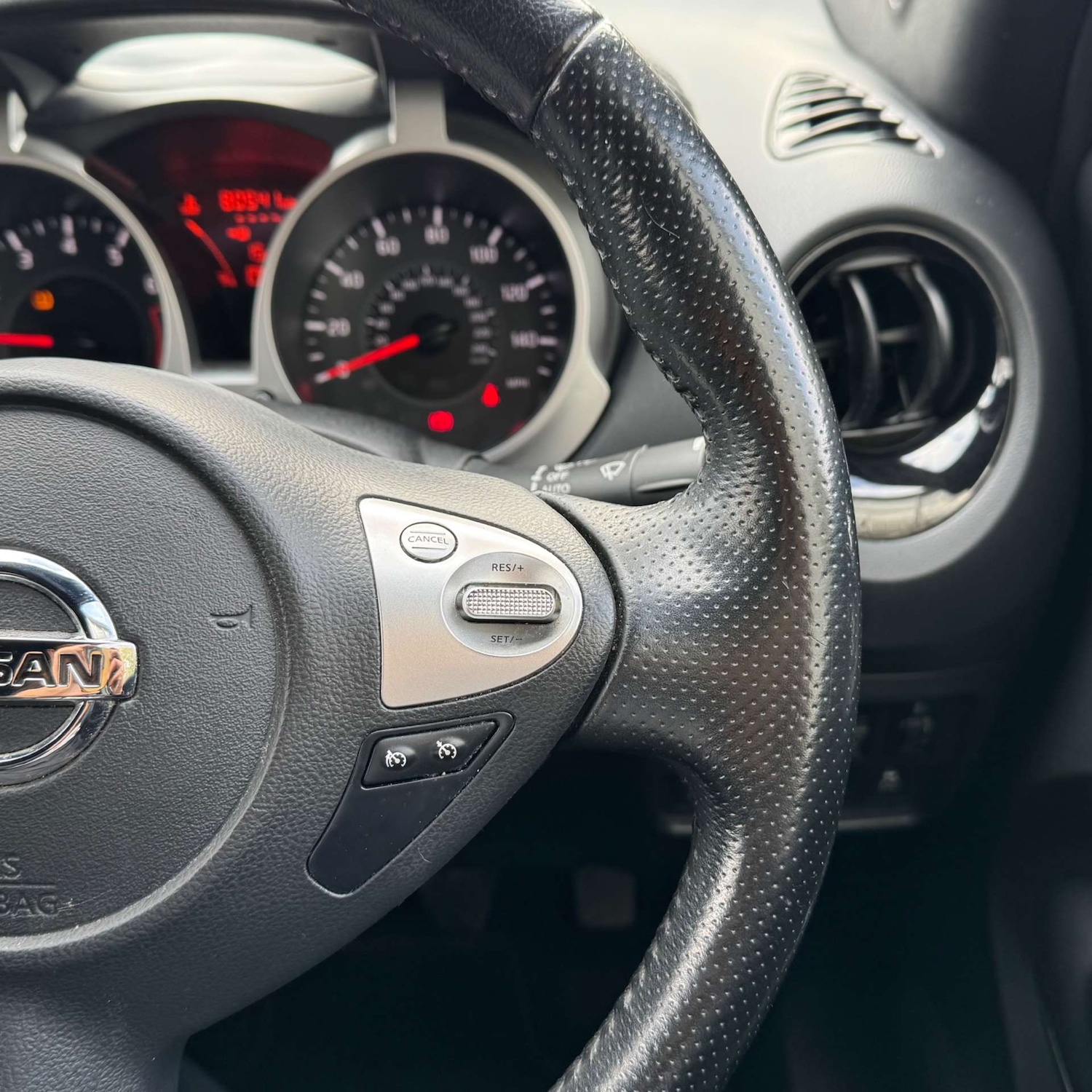 Used Nissan Juke 2016 for sale - 76601507: Photo 33