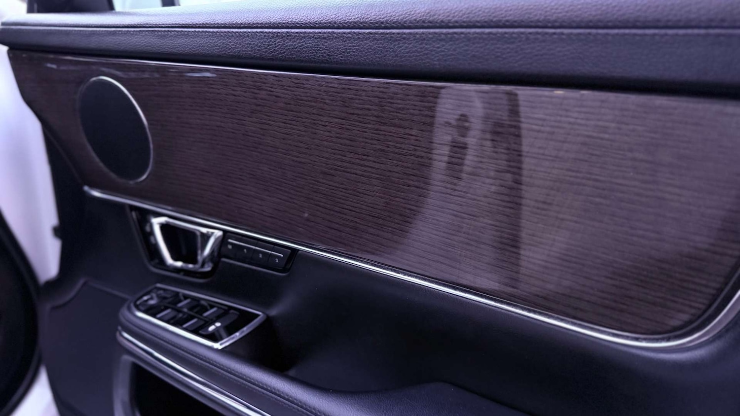 Used Jaguar XJ 2018 for sale - 77694624: Photo 24