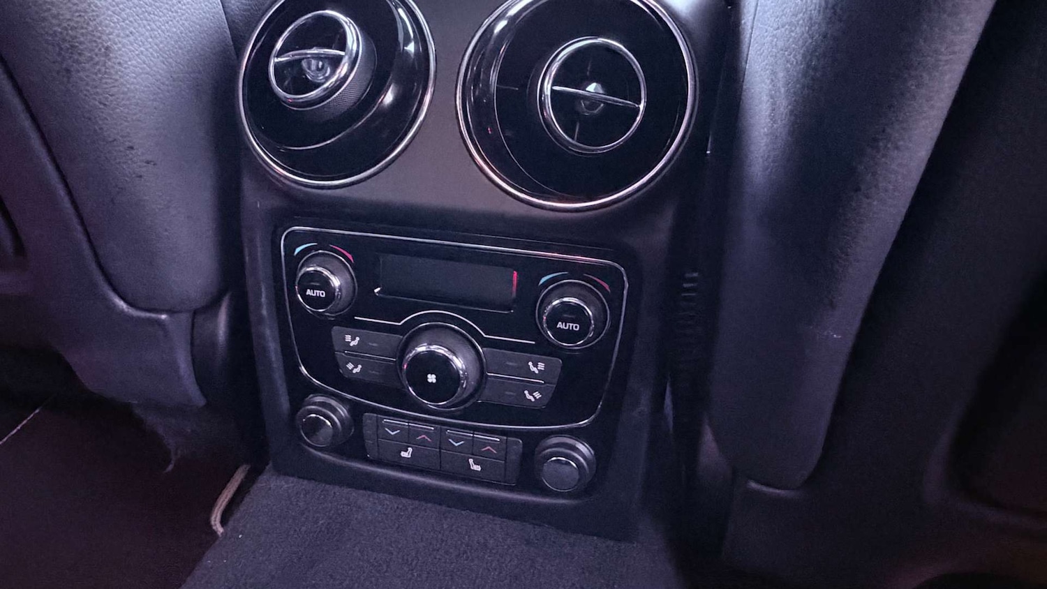 Used Jaguar XJ 2018 for sale - 77694624: Photo 31