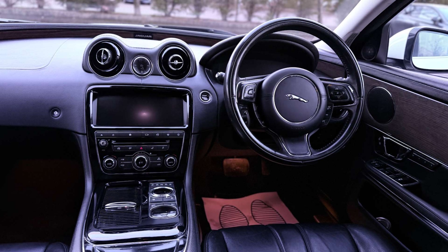 Used Jaguar XJ 2018 for sale - 77694624: Photo 35