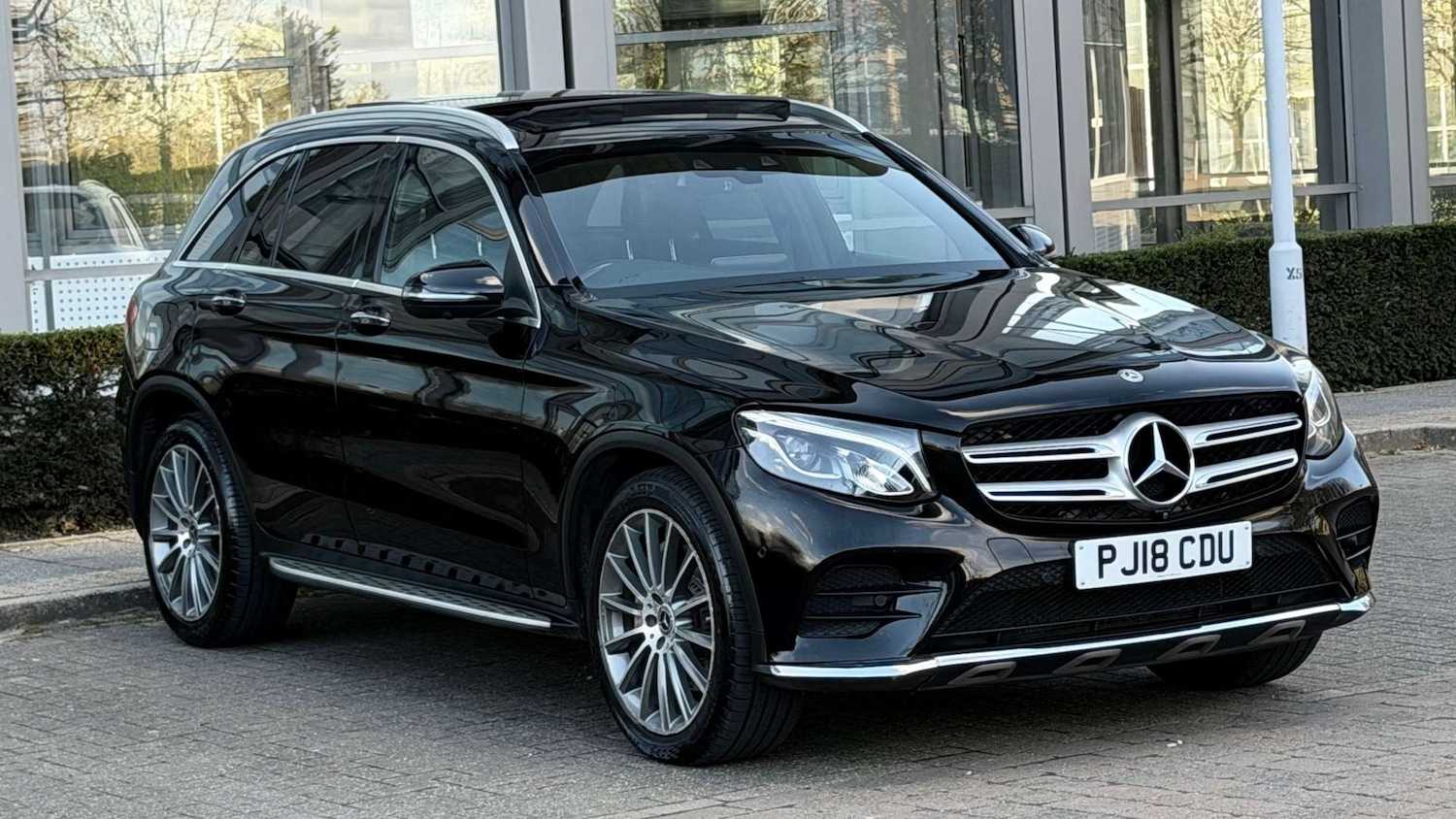 Used Mercedes-Benz GLC 2018 for sale - 78056706: Photo 1