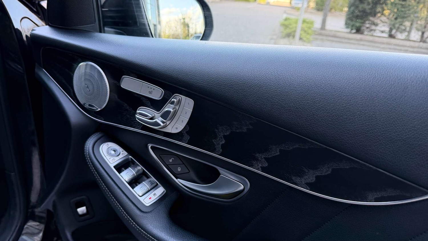 Used Mercedes-Benz GLC 2018 for sale - 78056706: Photo 17