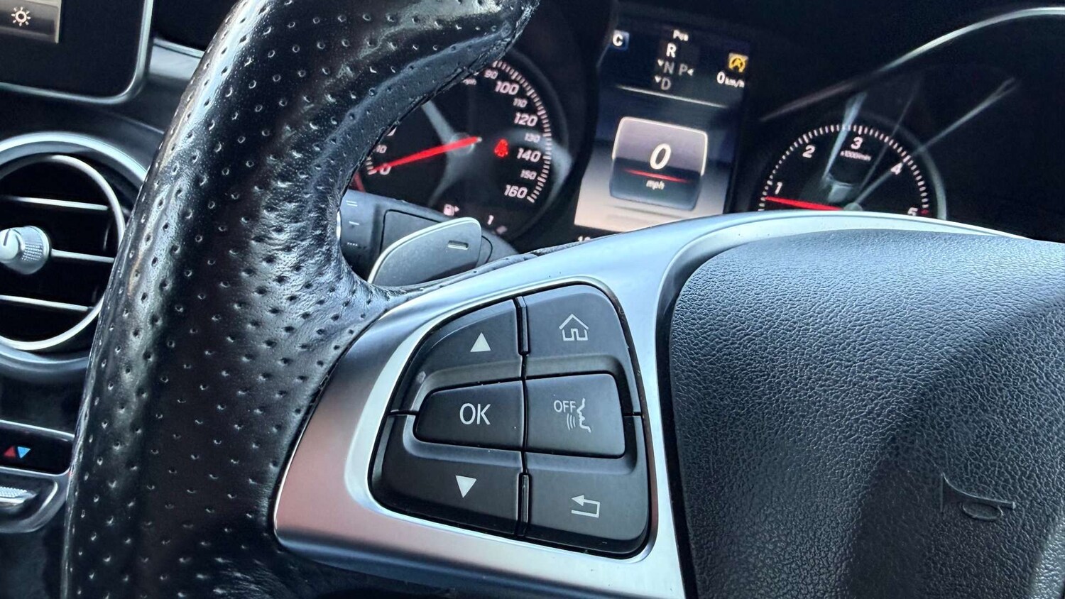 Used Mercedes-Benz GLC 2018 for sale - 78056706: Photo 37