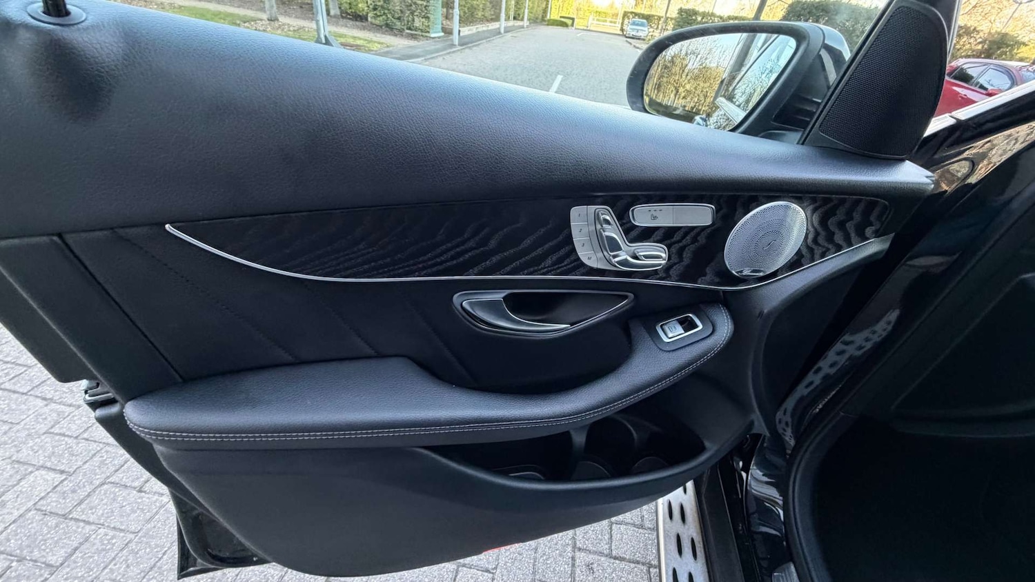 Used Mercedes-Benz GLC 2018 for sale - 78056706: Photo 4