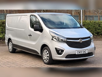 Vauxhall Vivaro feature image
