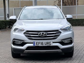Used Hyundai Santa Fe 2016 for sale - 79679754: Photo