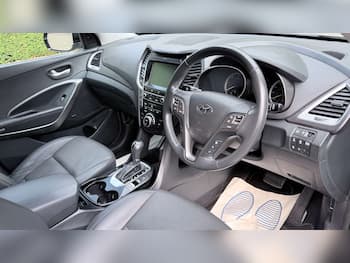 Used Hyundai Santa Fe 2016 for sale - 79679754: Photo