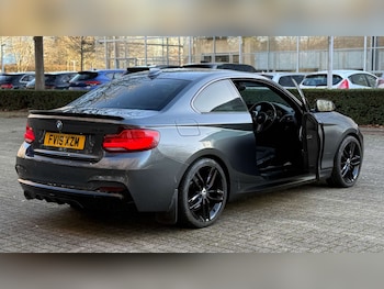 Used BMW 2 Series 2019 for sale - 77052050: Photo