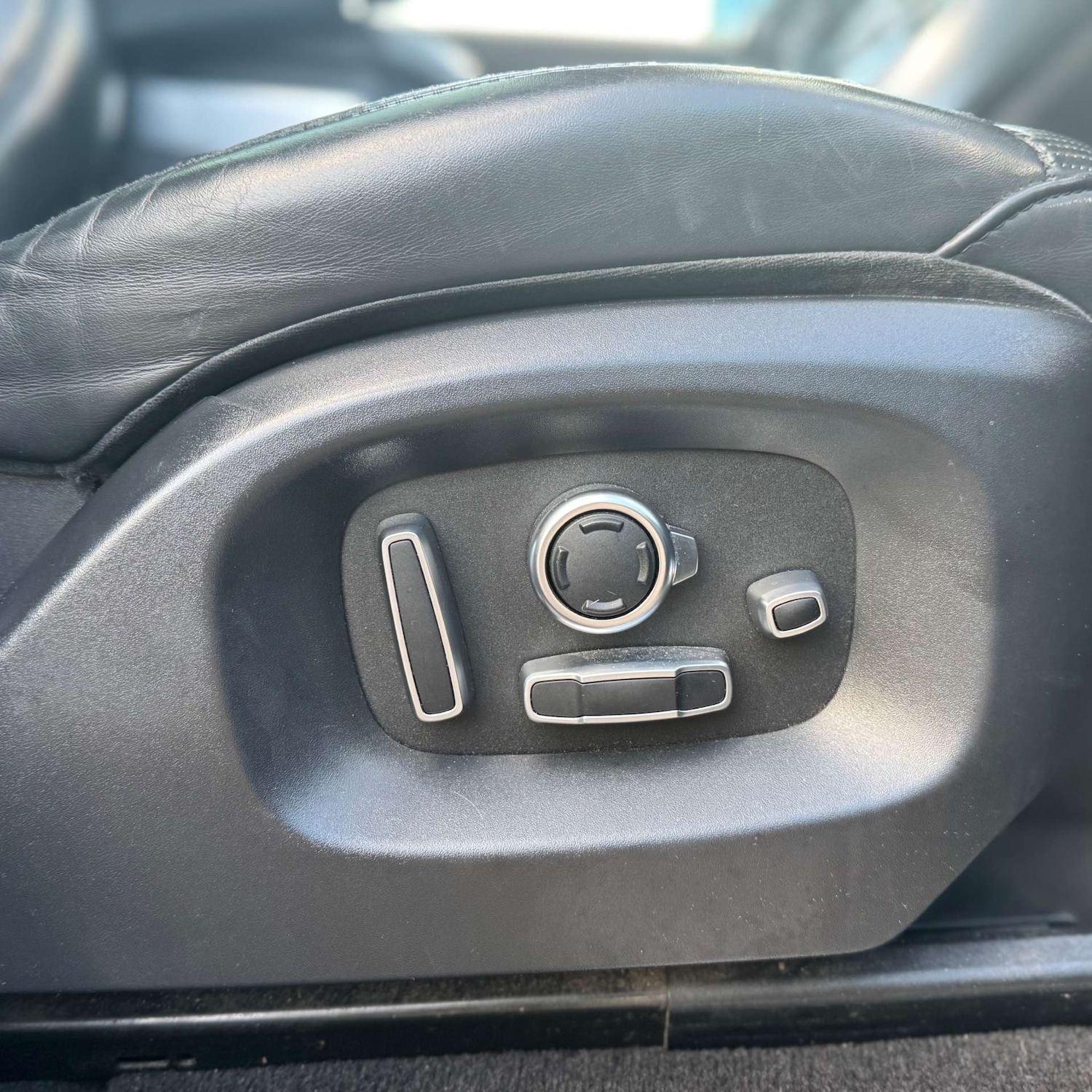 Used Land Rover Range Rover Sport 2015 for sale - 76533598: Photo 42