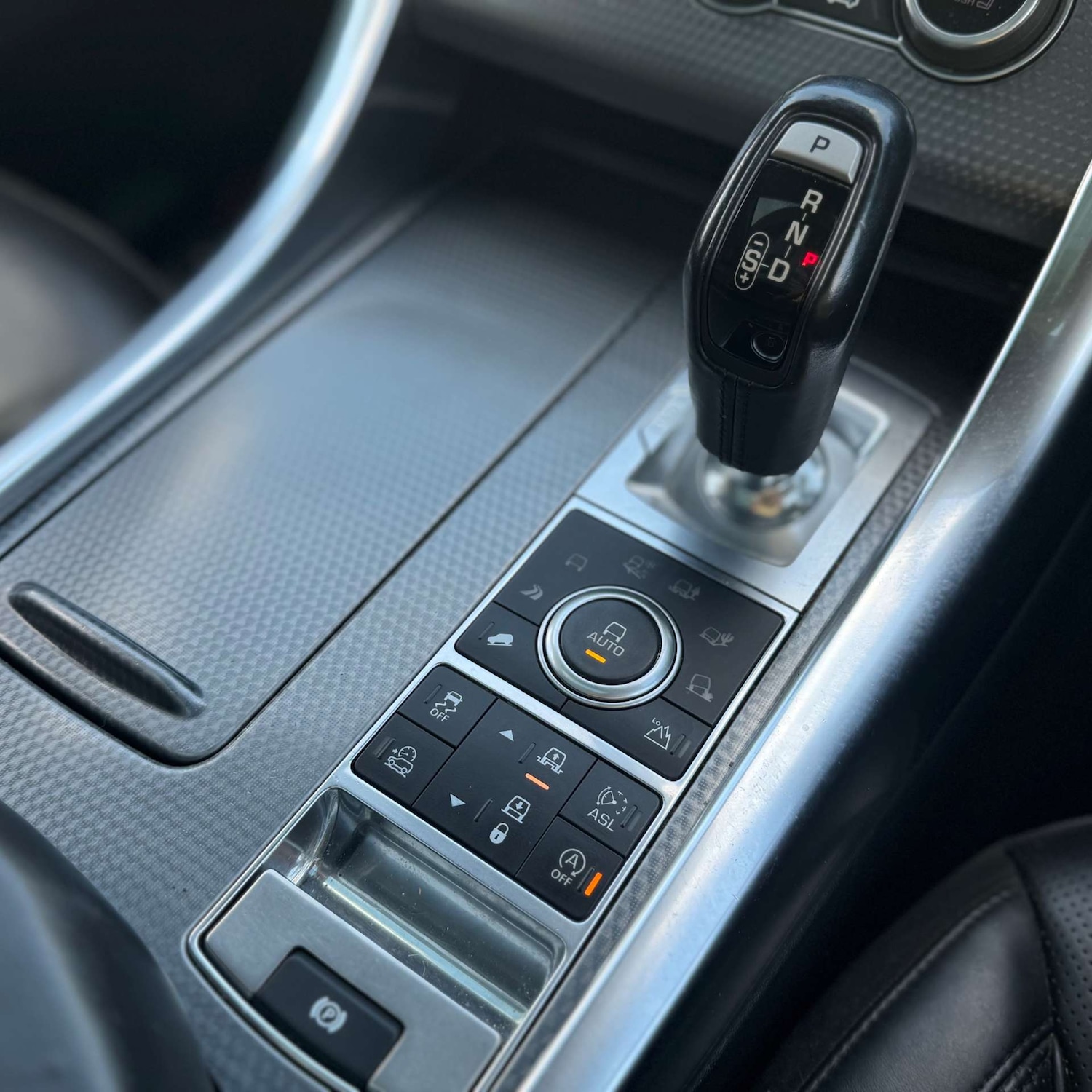 Used Land Rover Range Rover Sport 2015 for sale - 76533598: Photo 46