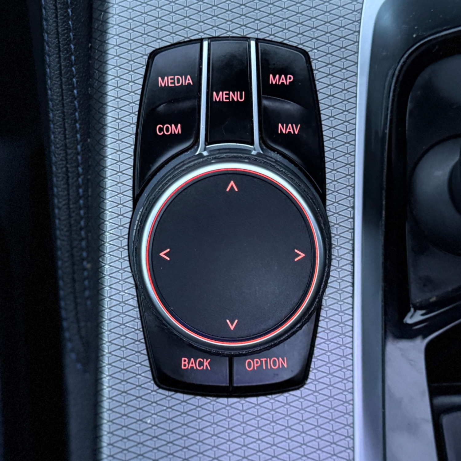 Used BMW 5 Series 2018 for sale - 76285500: Photo 37