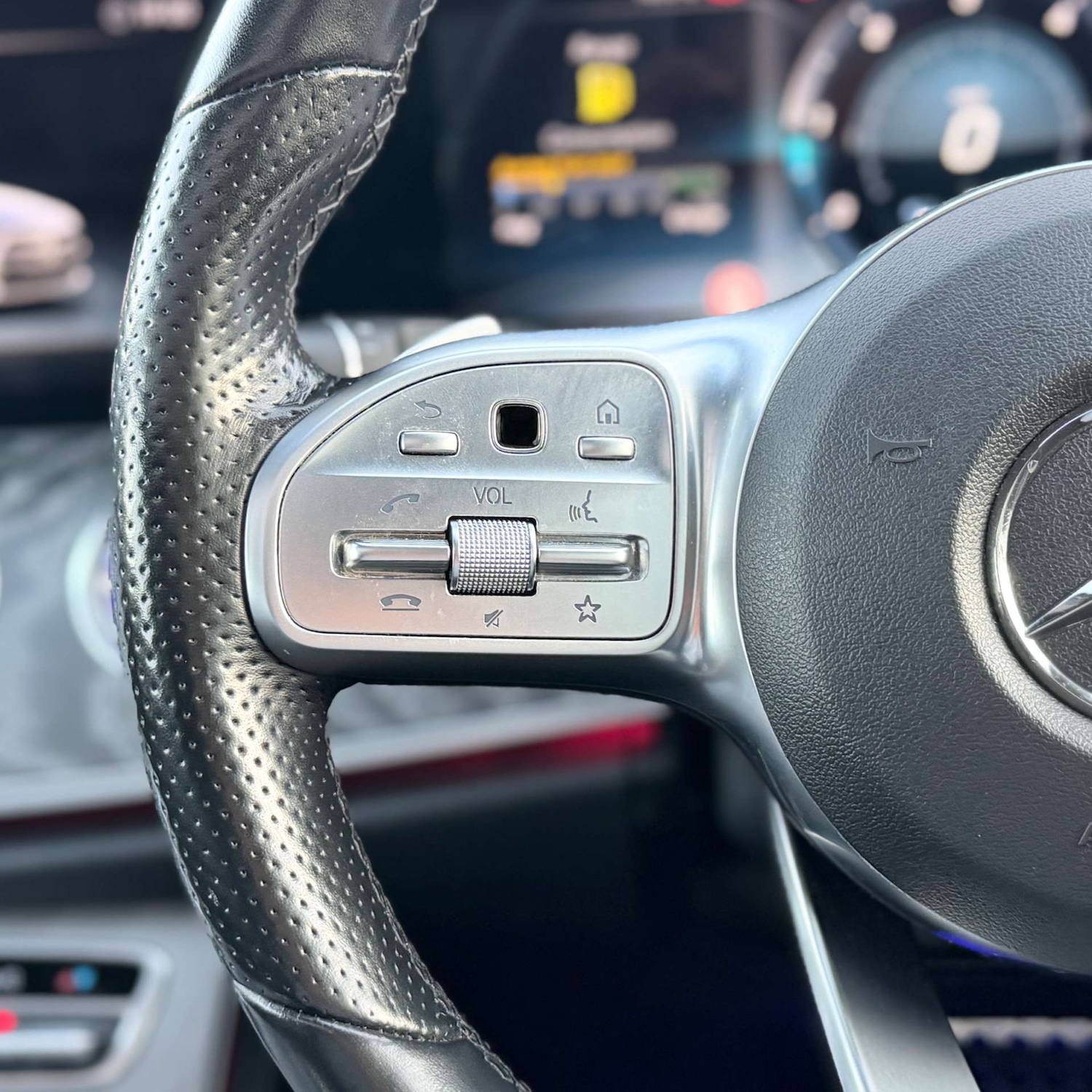 Used Mercedes-Benz CLS 2019 for sale - 78141152: Photo 29