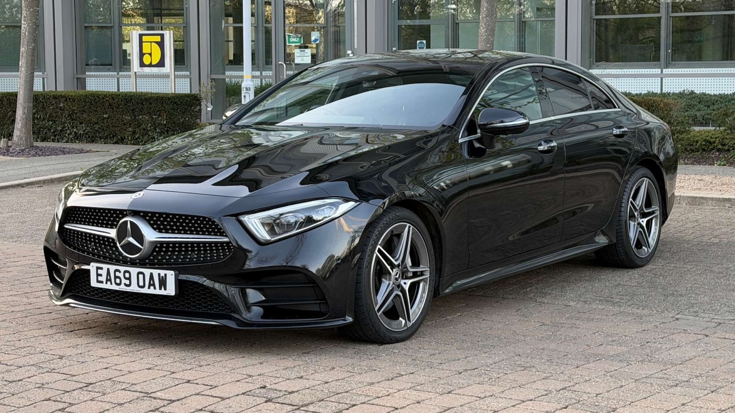 Used Mercedes-Benz CLS 2019 for sale - 78141152: Photo 3