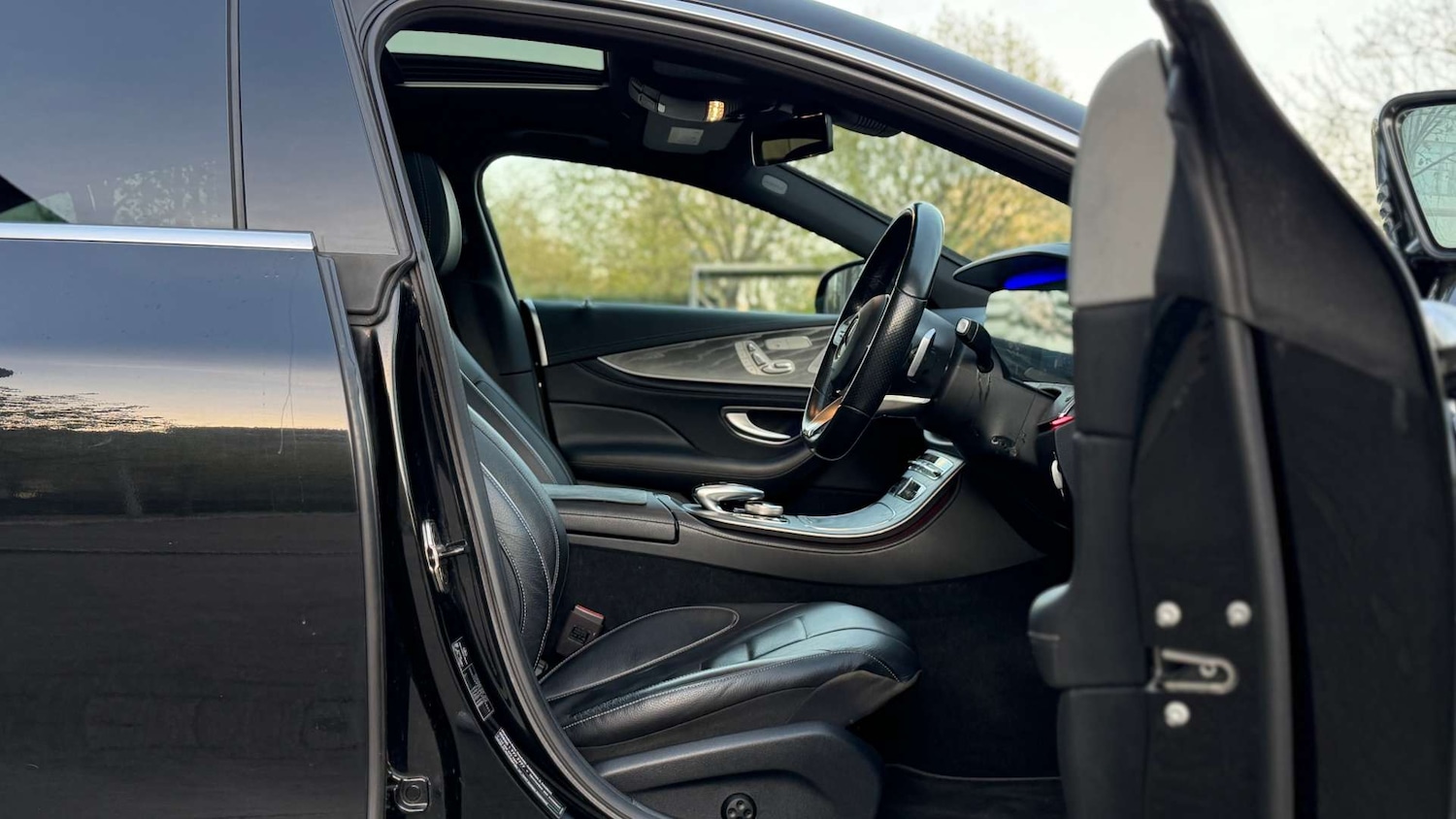 Used Mercedes-Benz CLS 2019 for sale - 78141152: Photo 8