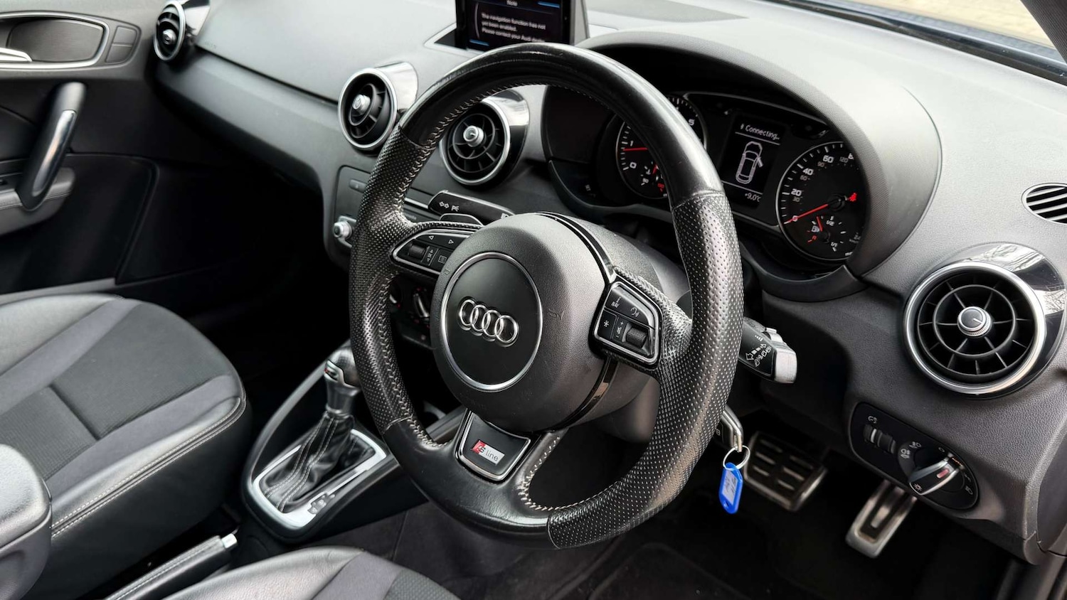 Used Audi A1 2015 for sale - 77877244: Photo 3