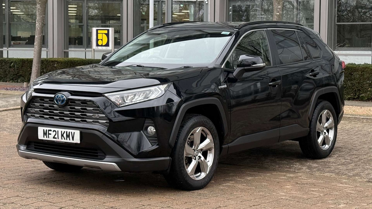 Used Toyota RAV4 2021 for sale - 77166220: Photo 3