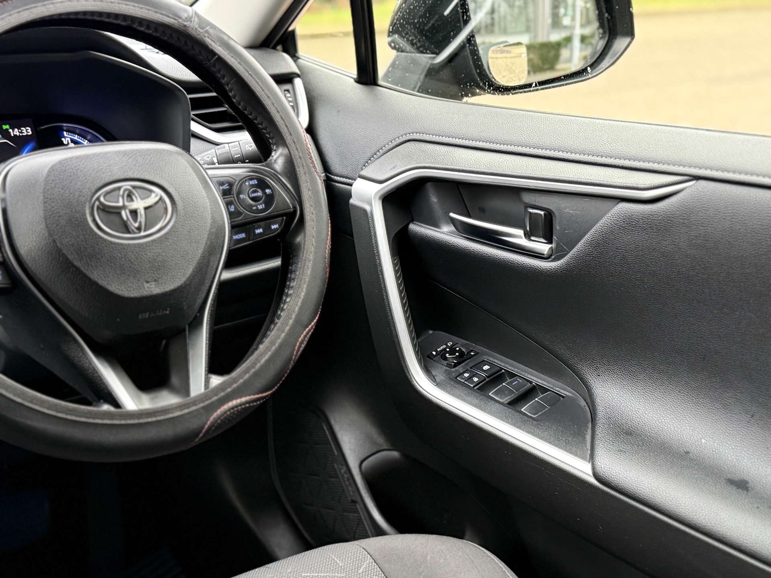 Used Toyota RAV4 2021 for sale - 77166220: Photo 34