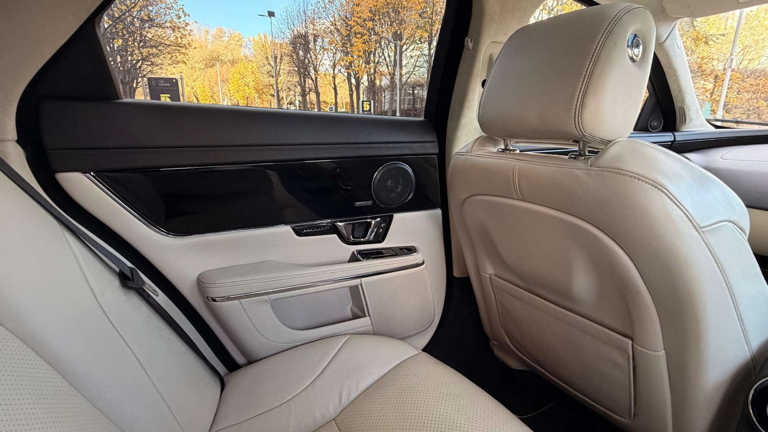 Used Jaguar XJ 2017 for sale - 76444749: Photo 20