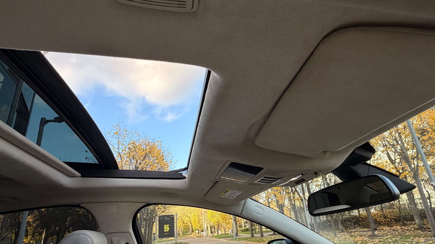 Used Jaguar XJ 2017 for sale - 76444749: Photo 36