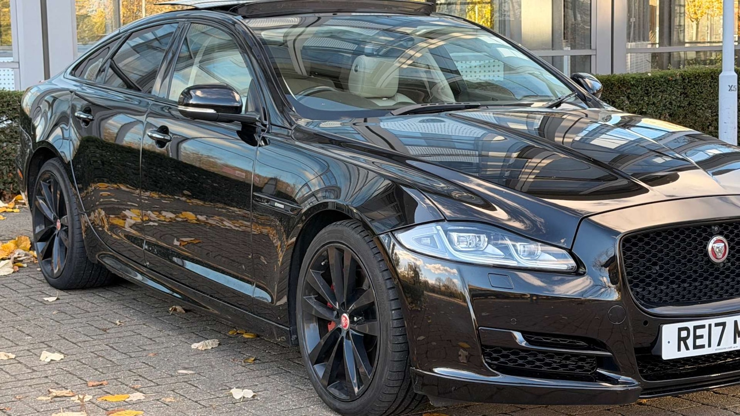 Used Jaguar XJ 2017 for sale - 76444749: Photo 48