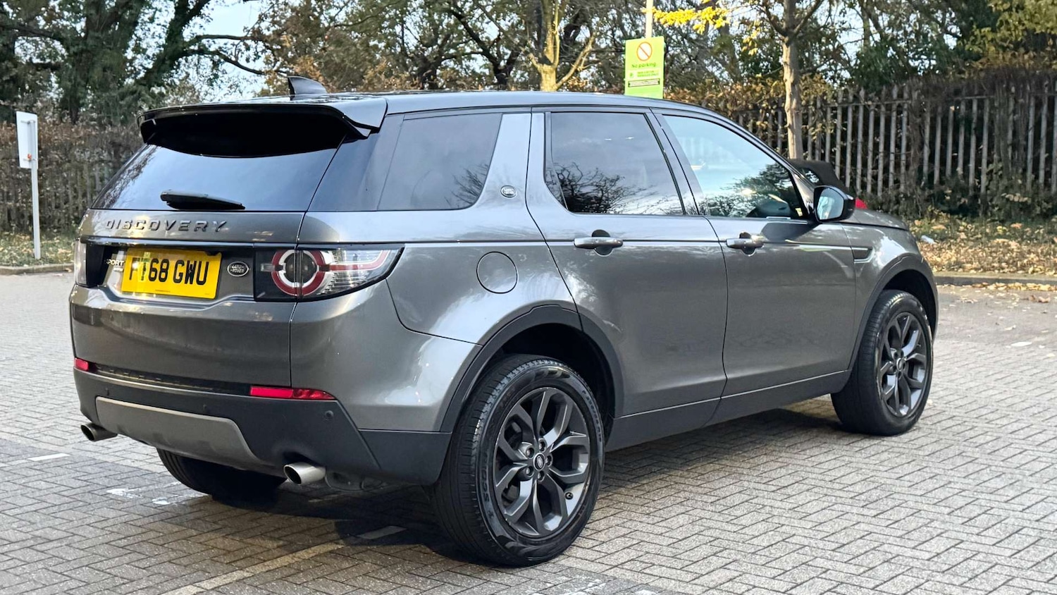 Used Land Rover Discovery Sport 2019 for sale - 76477428: Photo 10