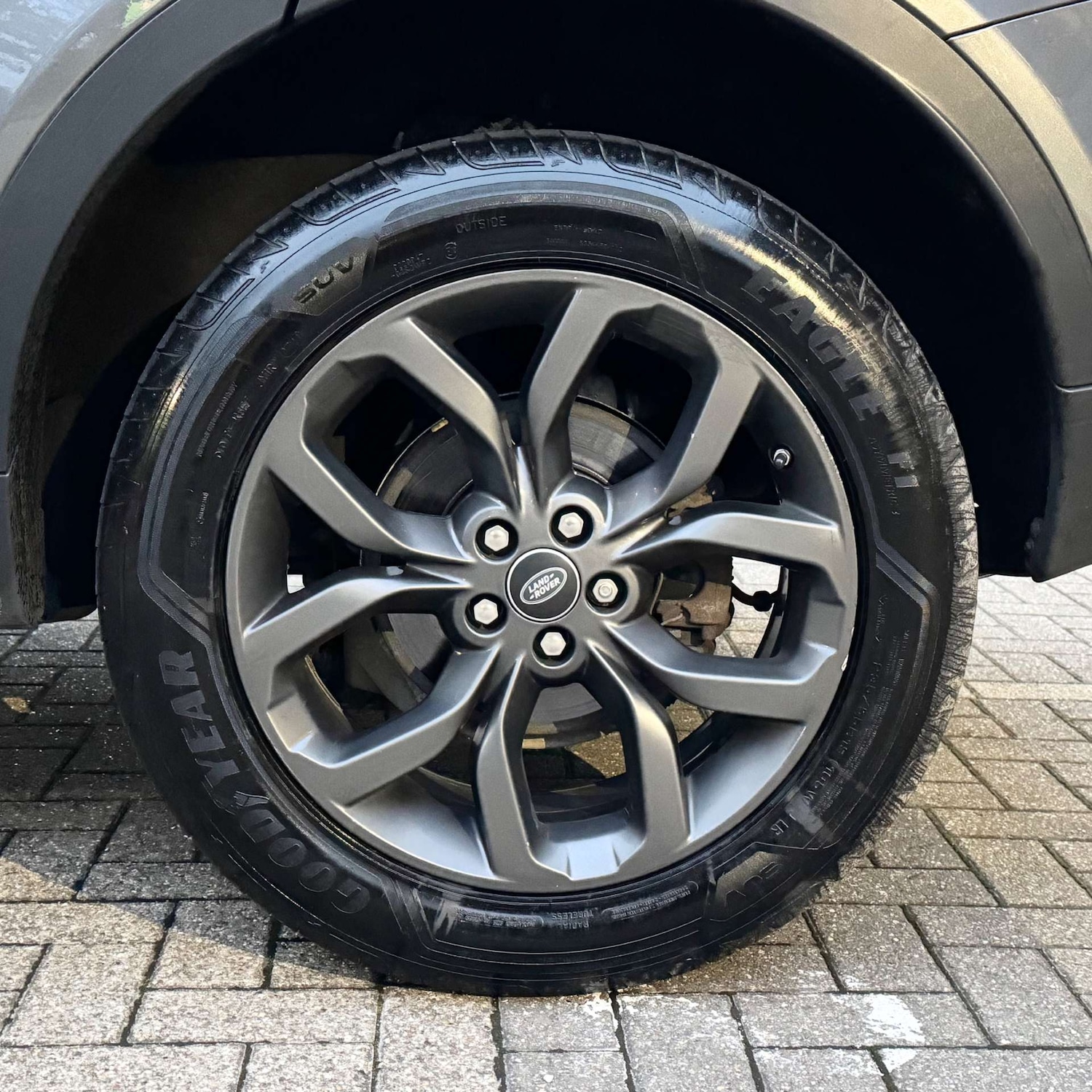 Used Land Rover Discovery Sport 2019 for sale - 76477428: Photo 16