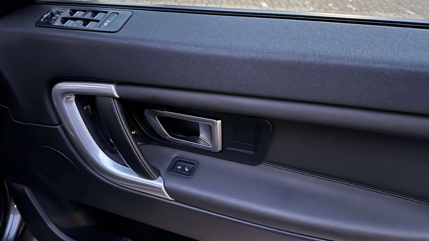 Used Land Rover Discovery Sport 2019 for sale - 76477428: Photo 18