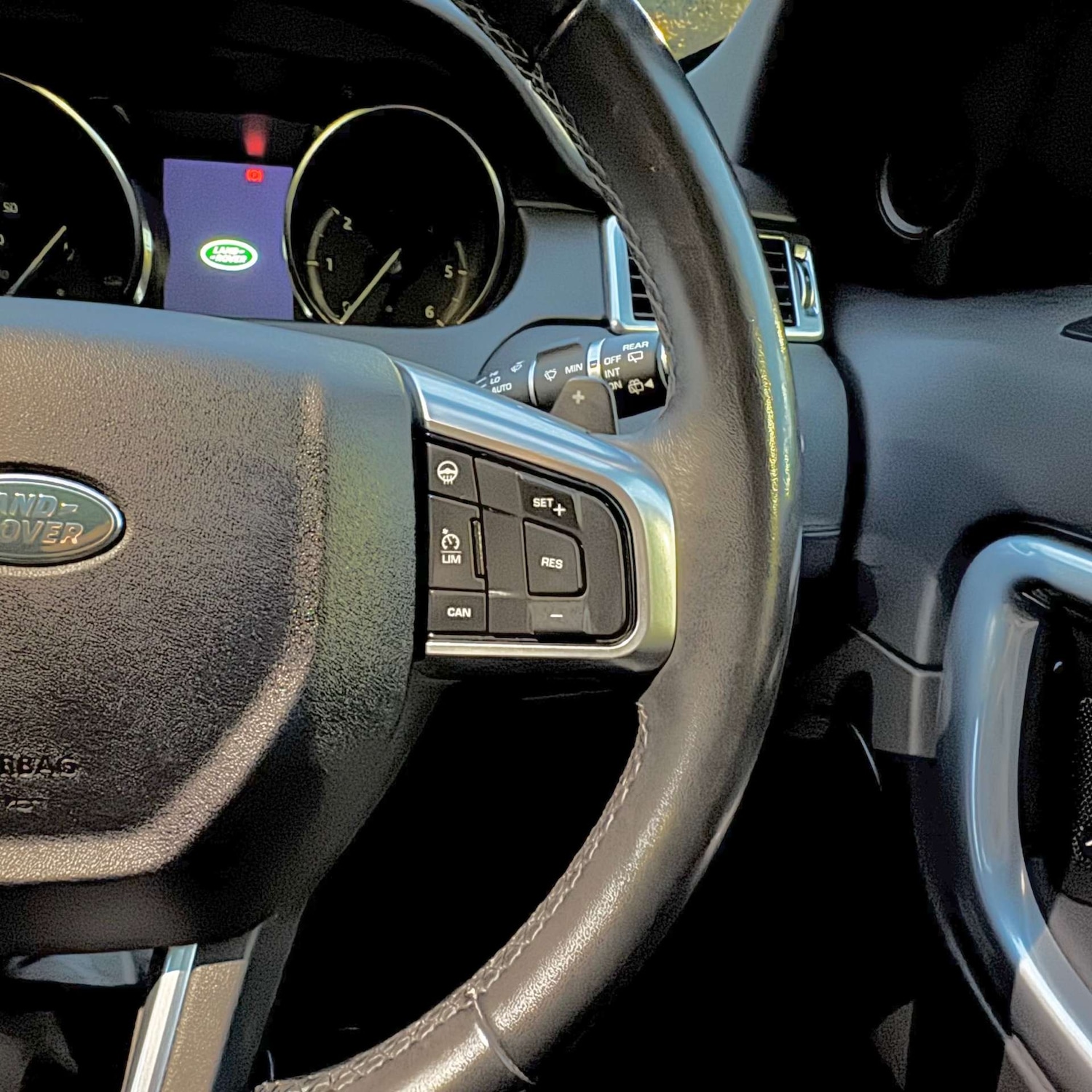 Used Land Rover Discovery Sport 2019 for sale - 76477428: Photo 22