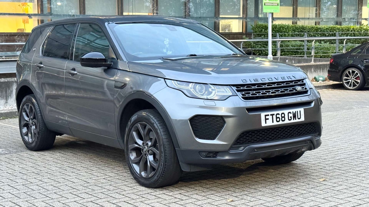 Used Land Rover Discovery Sport 2019 for sale - 76477428: Photo 39