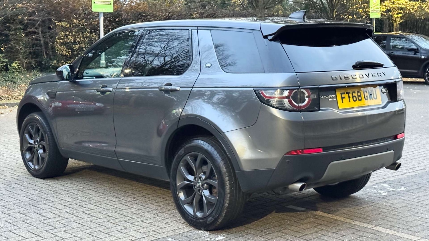 Used Land Rover Discovery Sport 2019 for sale - 76477428: Photo 6