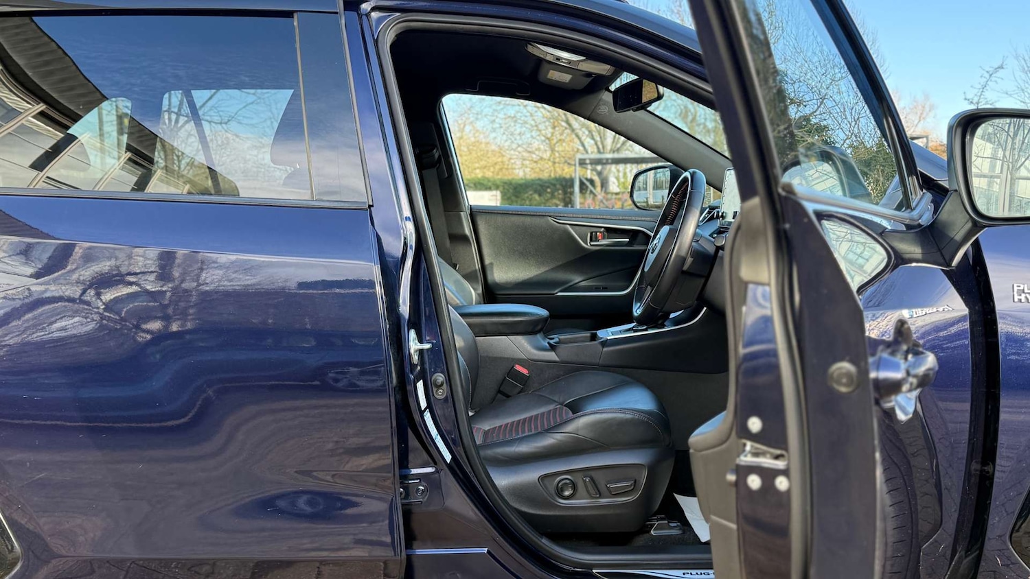 Used Toyota RAV4 2021 for sale - 77437449: Photo 18