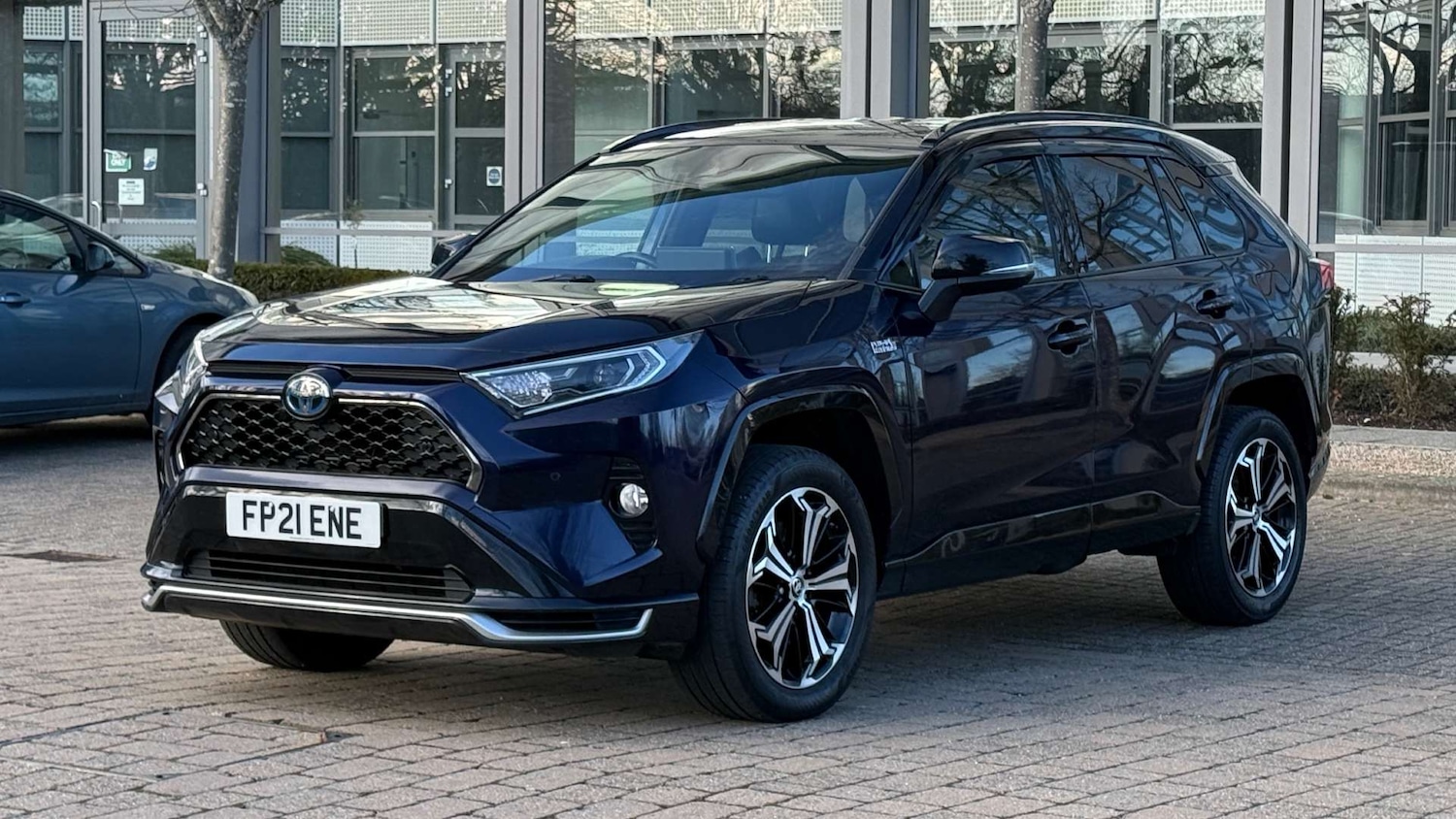 Used Toyota RAV4 2021 for sale - 77437449: Photo 3