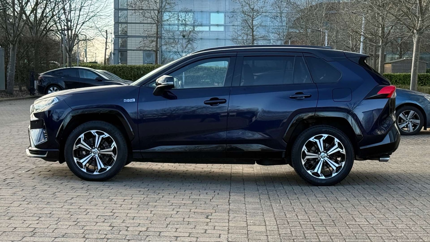 Used Toyota RAV4 2021 for sale - 77437449: Photo 4