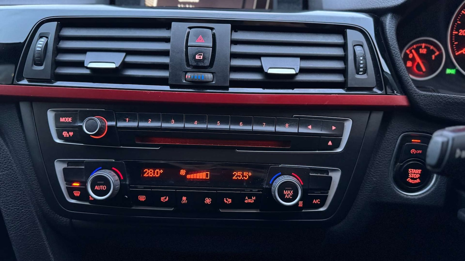 Used BMW 3 Series 2013 for sale - 77394919: Photo 25