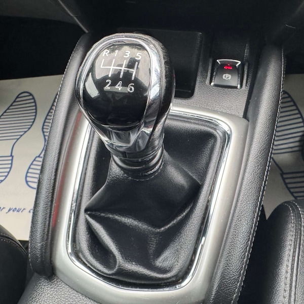 Used Nissan Qashqai 2014 for sale - 76277492: Photo 17