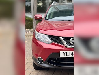 Used Nissan Qashqai 2014 for sale - 76277492: Photo 2