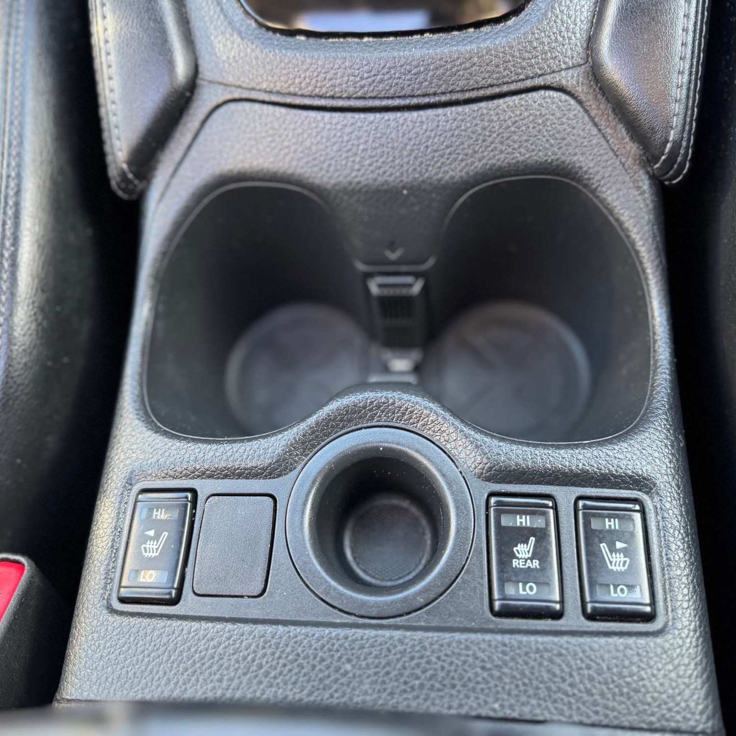 Used Nissan X-Trail 2017 for sale - 77920713: Photo 41