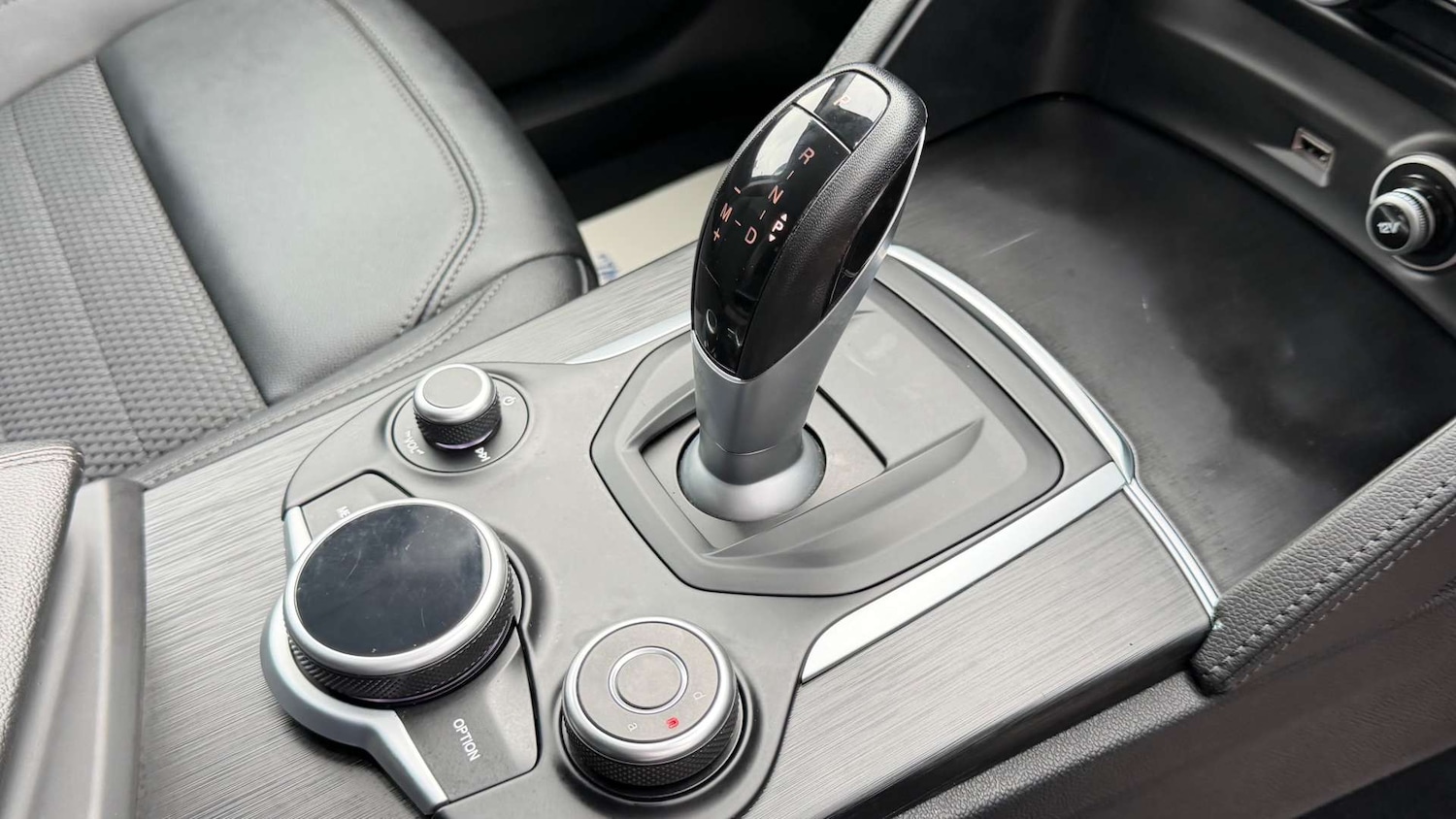 Used Alfa Romeo Stelvio 2020 for sale - 77545002: Photo 20