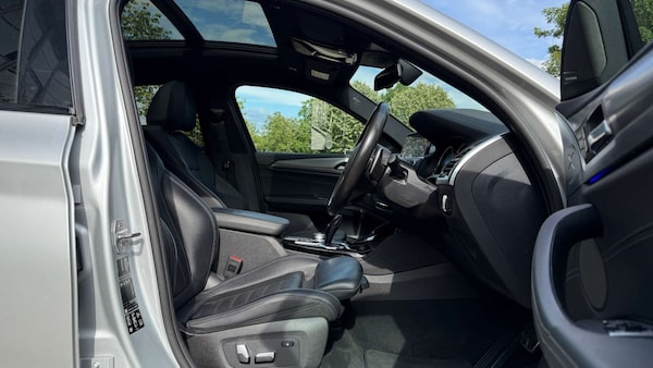 Used BMW X4 2019 for sale - 76171675: Photo 37